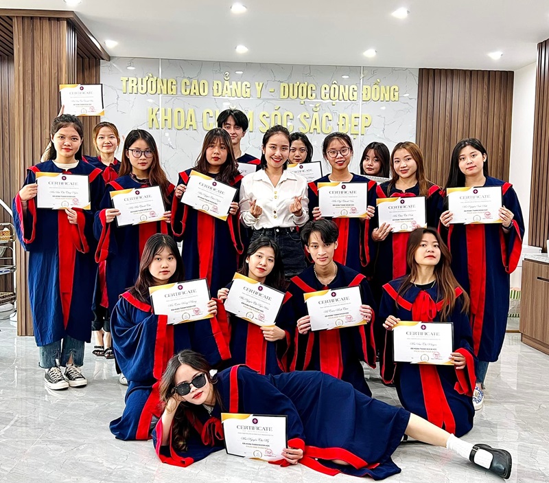 Chọn Chăm sóc sắc đẹp - Chọn Trường Cao đẳng Y - Dược Cộng đồng