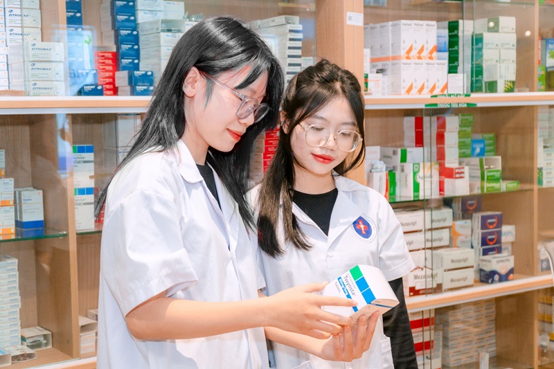 Đào tạo 70% thực hành - Chìa khóa giúp sinh viên khối ngành sức khỏe vững tay nghề
