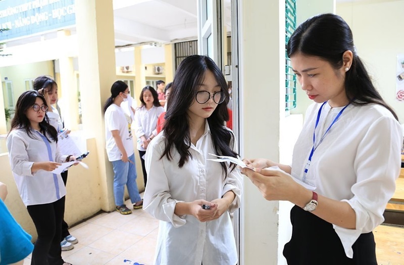 Nhiều trường giảm mạnh xét tuyển khối C ngành Y Dược, cơ hội nào cho sĩ tử ban xã hội?