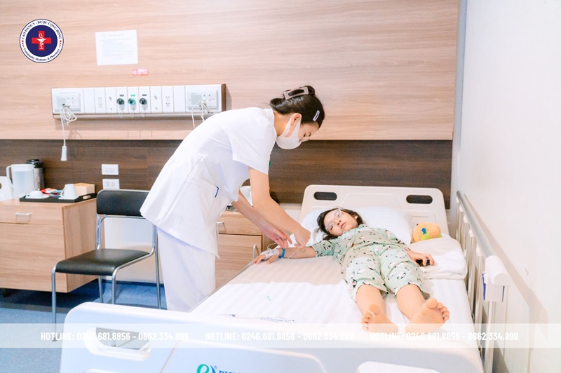 Kỳ thực tập giúp sinh viên dần hình thành tác phong làm việc chuyên nghiệp của một người điều dưỡng viên Kỳ thực tập giúp sinh viên dần hình thành tác phong làm việc chuyên nghiệp của một người điều dưỡng viên