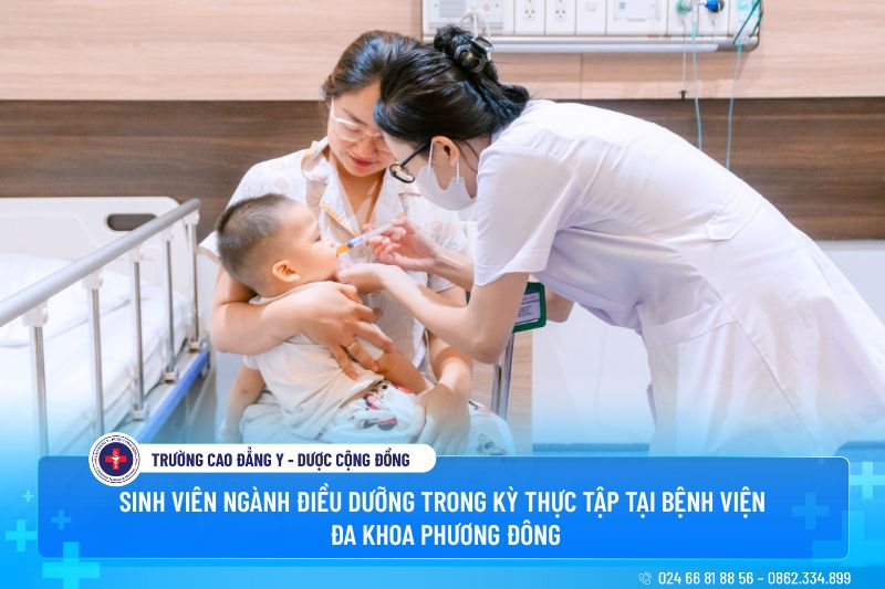 Sinh viên ngành điều dưỡng trong kỳ thực tập tại bệnh viện đa khoa Phương Đông