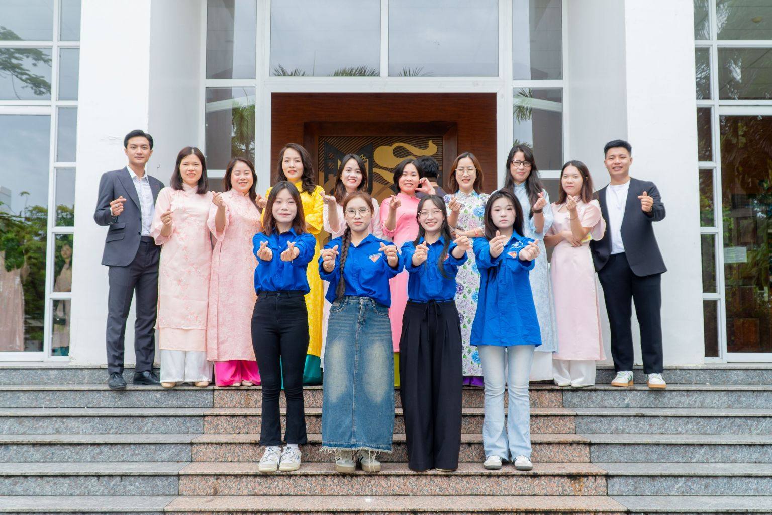 Tuần sinh hoạt công dân – sinh viên đầu khóa cho tân sinh viên K12 Trường Cao đẳng Y - Dược Cộng đồng