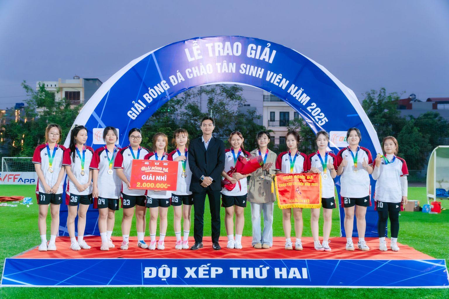 Trúc cùng đồng đội đã mang về giải Nhì chung cuộc, để lại dấu ấn mạnh mẽ trong lòng khán giả.