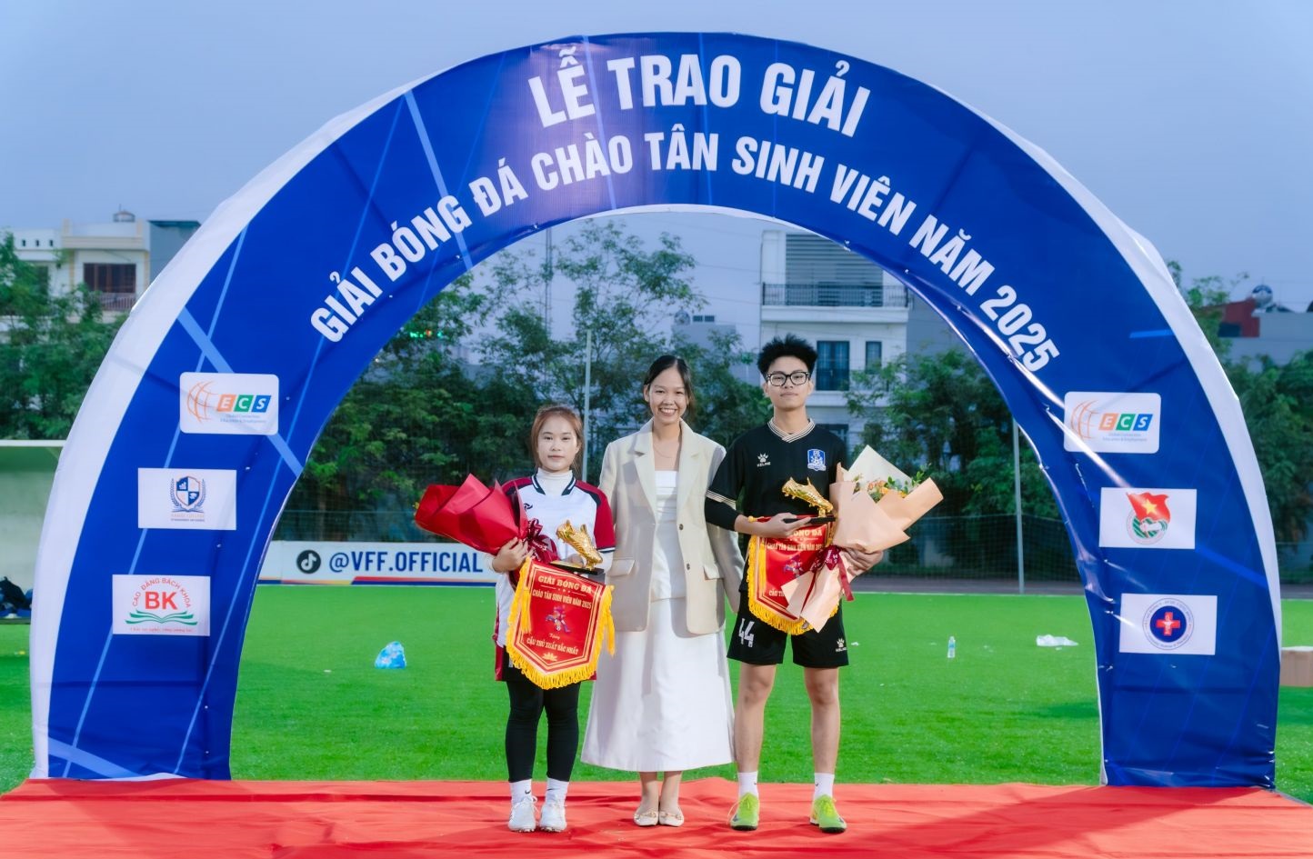 Giây phút được xướng tên tại lễ trao giải là kỷ niệm khó quên của Trúc