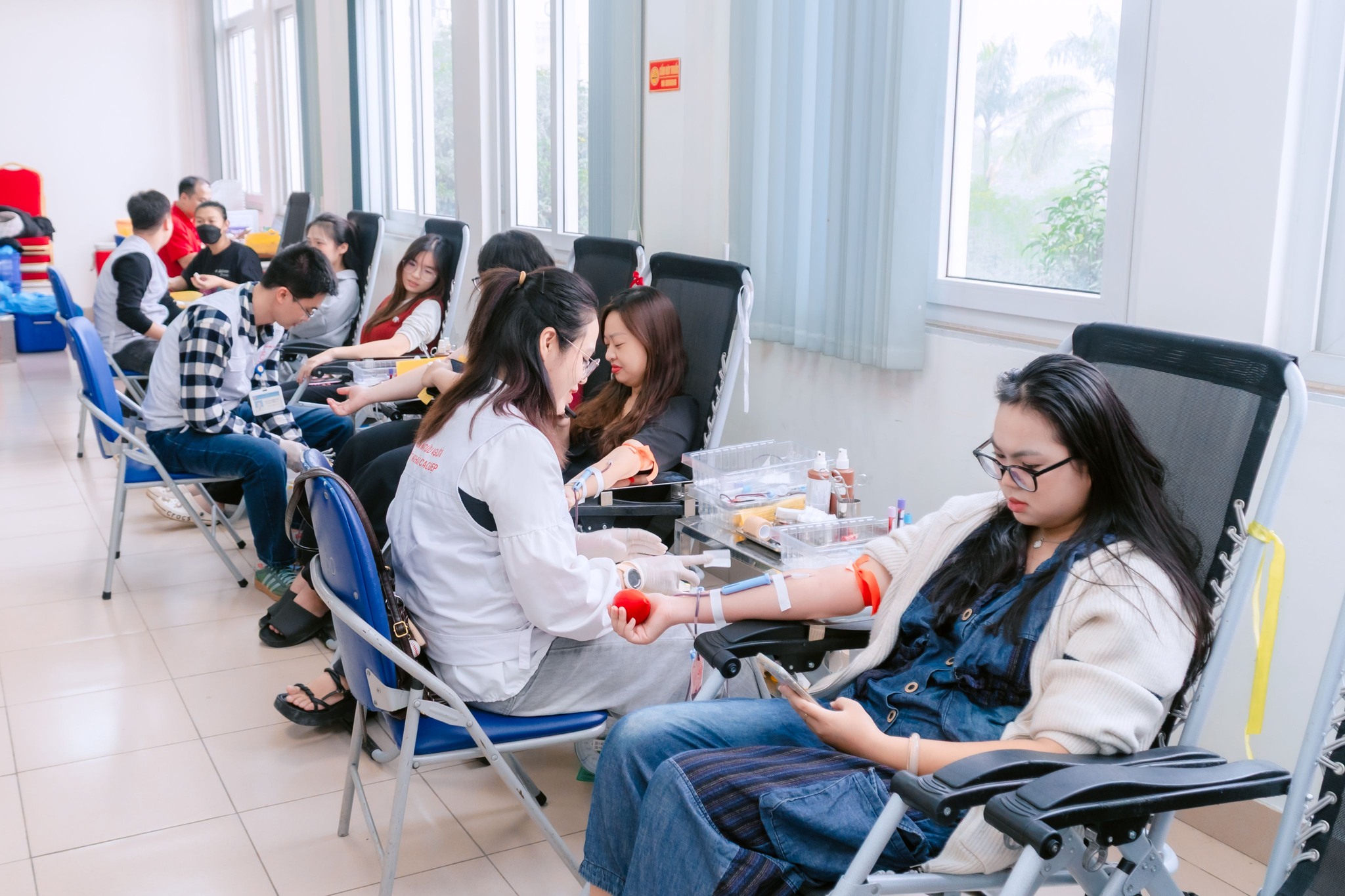 Sự kiện đã thu hút đông đảo sinh viên đăng ký tham gia