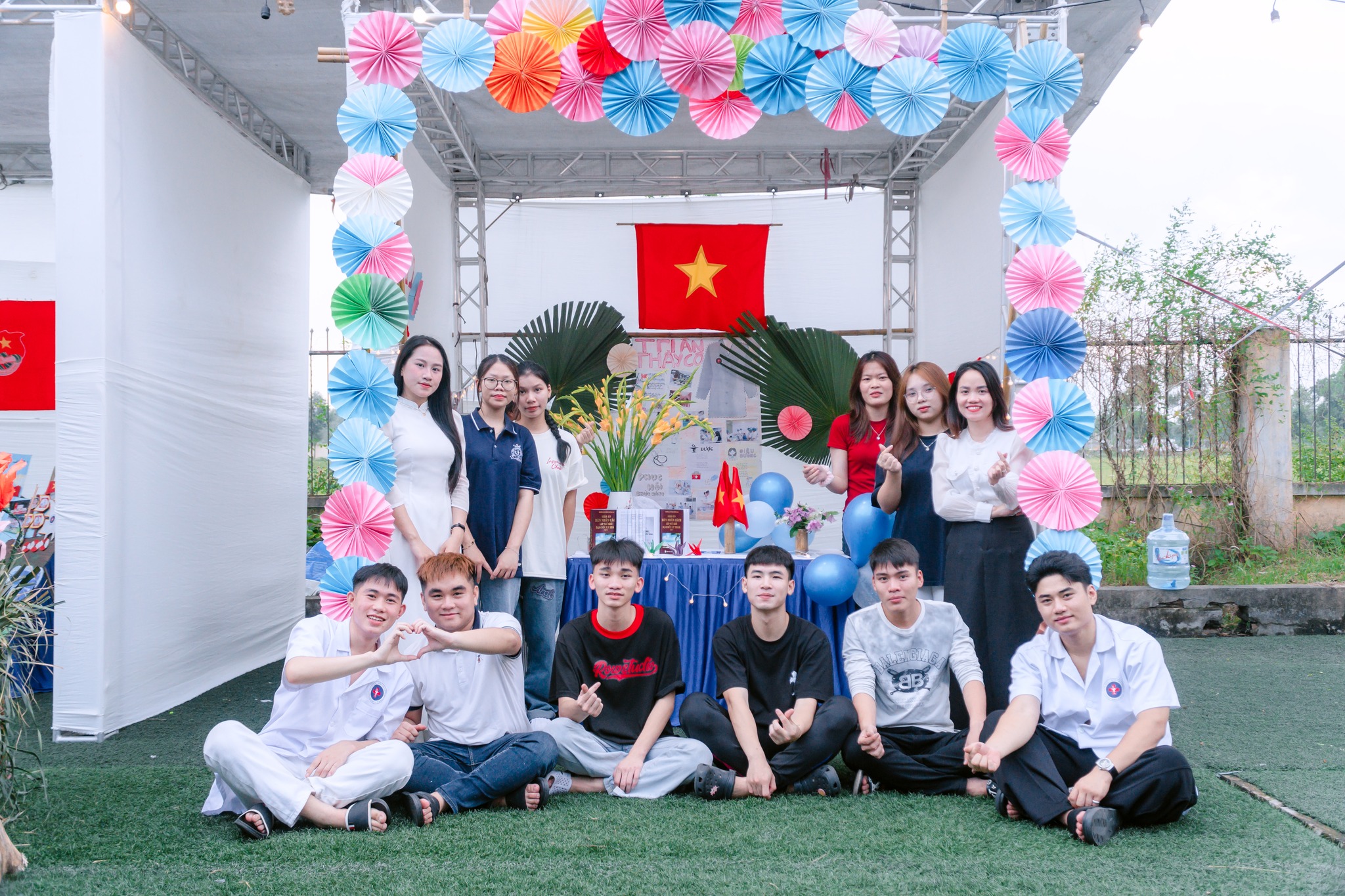  Hội trại giao lưu “Chắp cánh ước mơ - Tri ân Thầy Cô” 