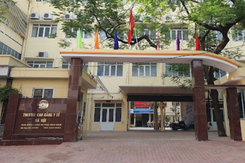 Hoc-Trung-cap-Y-hoc-co-truyen-o-dau