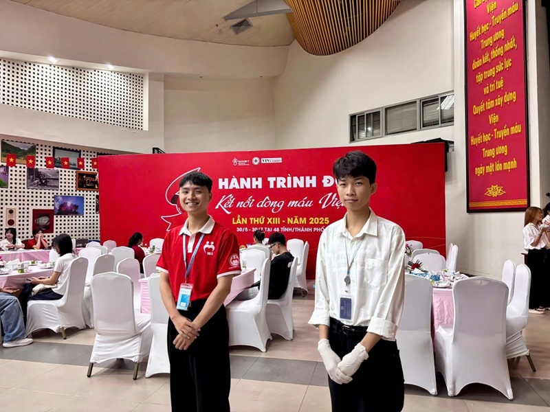 Mỗi hành động nhỏ đều mang ý nghĩa lớn, giúp sinh viên trưởng thành hơn mỗi ngày qua các hoạt động vì cộng đồng